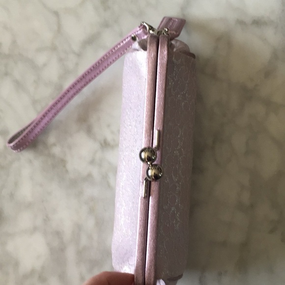Coach Lilac metallic wristlet clutch - Picture 3 of 3